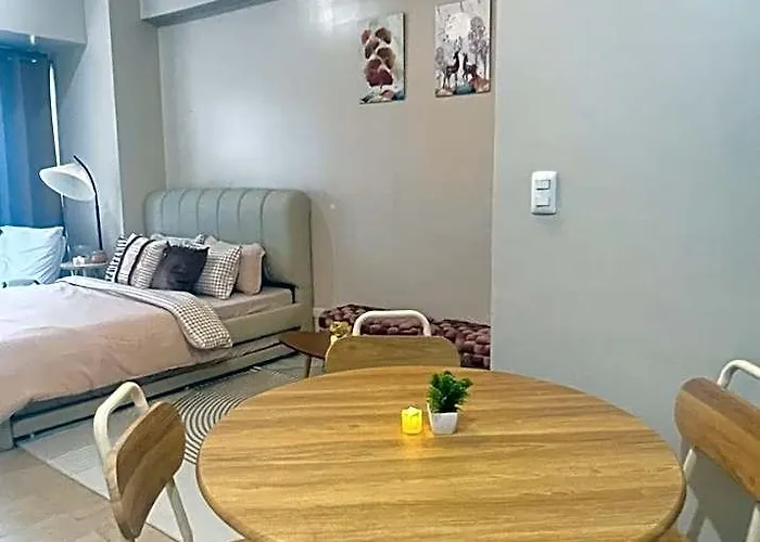 호텔 Cozy At Eighty One Newport Blvd Across Naia Terminal 3 마닐라